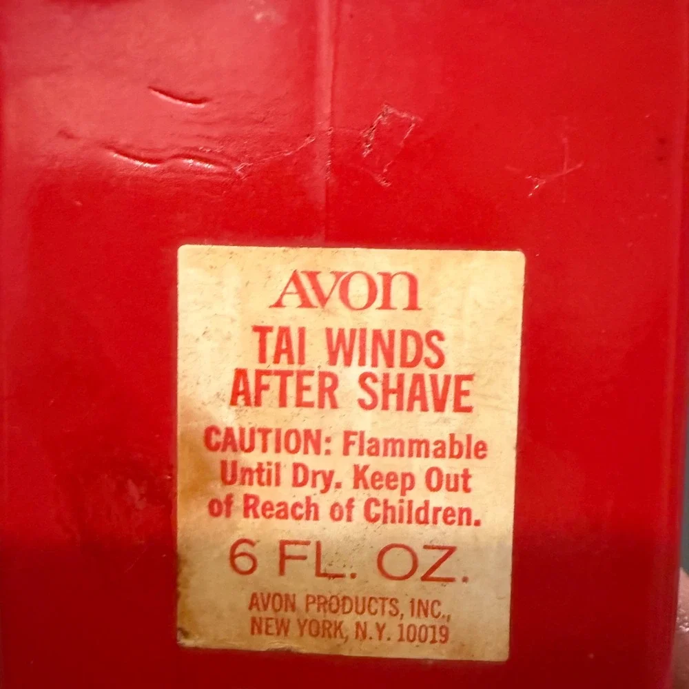 Vintage Avon Tai‎ Winds After Shave Red Car Bottle Collectible Decor